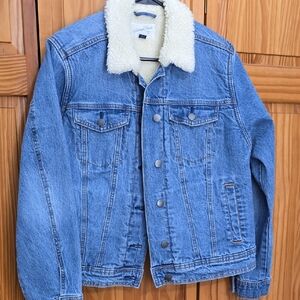 Universal Thread Blue Denim Jacket with Sherpa Lining
